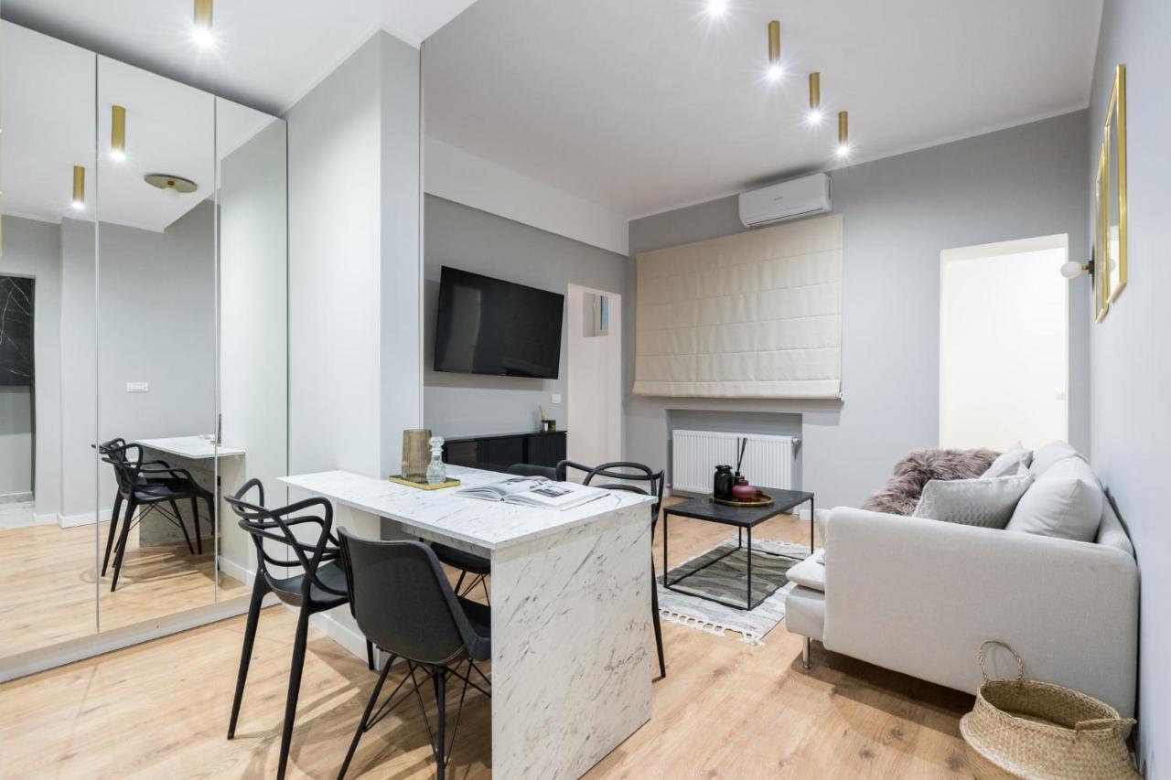 Crystal 3Bdr Apartment In Center Бухарест Екстер'єр фото