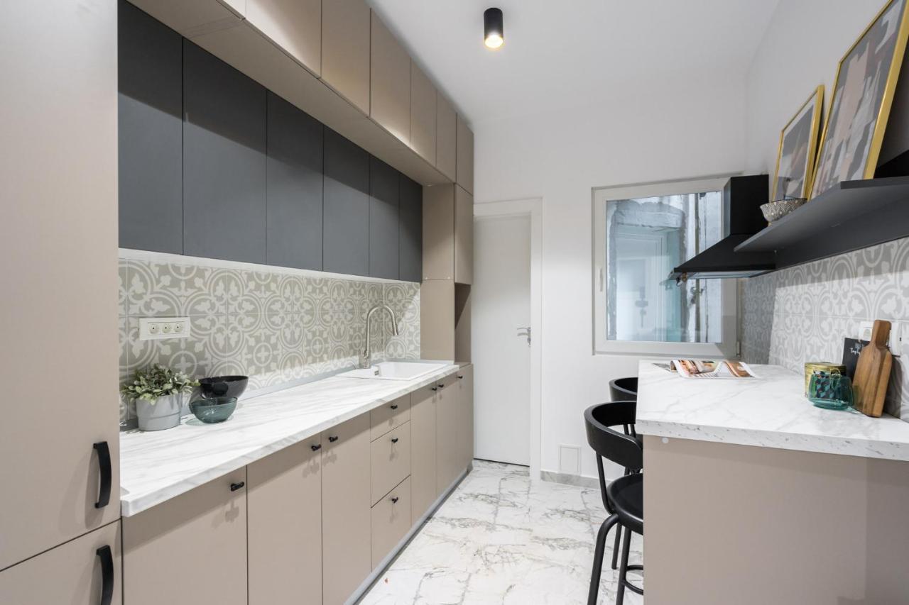 Crystal 3Bdr Apartment In Center Бухарест Екстер'єр фото